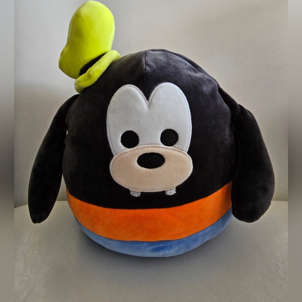 Squishmallow Disney Goofy 11" NWT